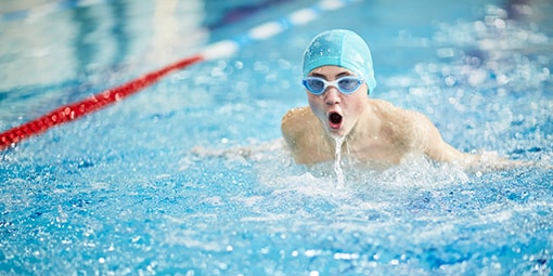 Cours de natation adolescents